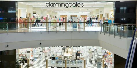 bloomingdale's mall at millenia.